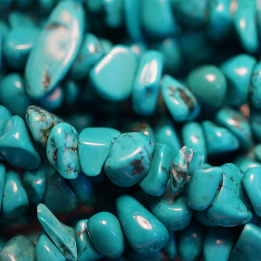 Stabilised Turquoise 5mm Chip Beads