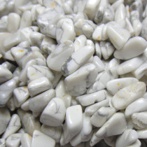 Howlite Chip Beads